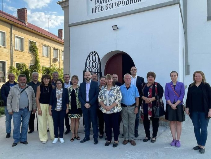 Работим за Павликени