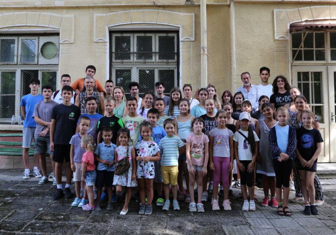 Деца и младежи създават изкуство в с. Горна Липница и се учат на любов към родното място