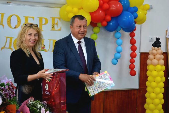 1,524 ученици започнаха новата учебна година в общ. Павликени